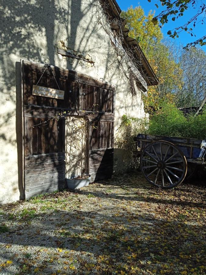 Bed and Breakfast Chez Karine Ceyzerieu Экстерьер фото