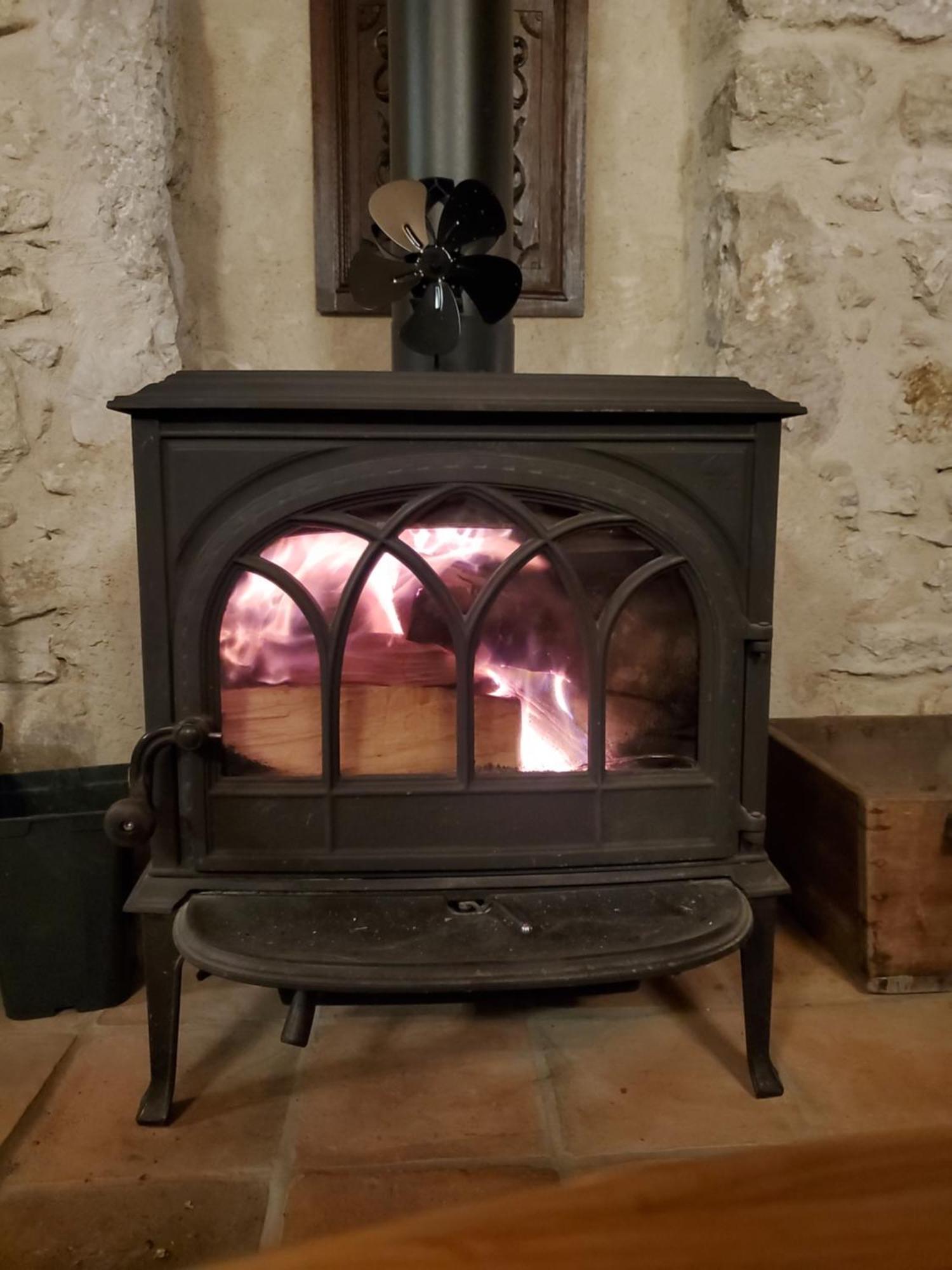 Bed and Breakfast Chez Karine Ceyzerieu Экстерьер фото